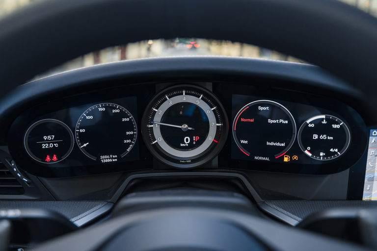 Porsche 992 Carrera 4S