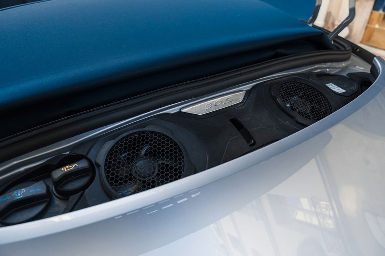 Porsche 992 Carrera 4S