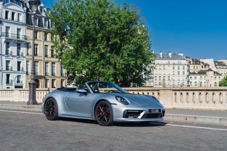 Porsche 992 Carrera 4S