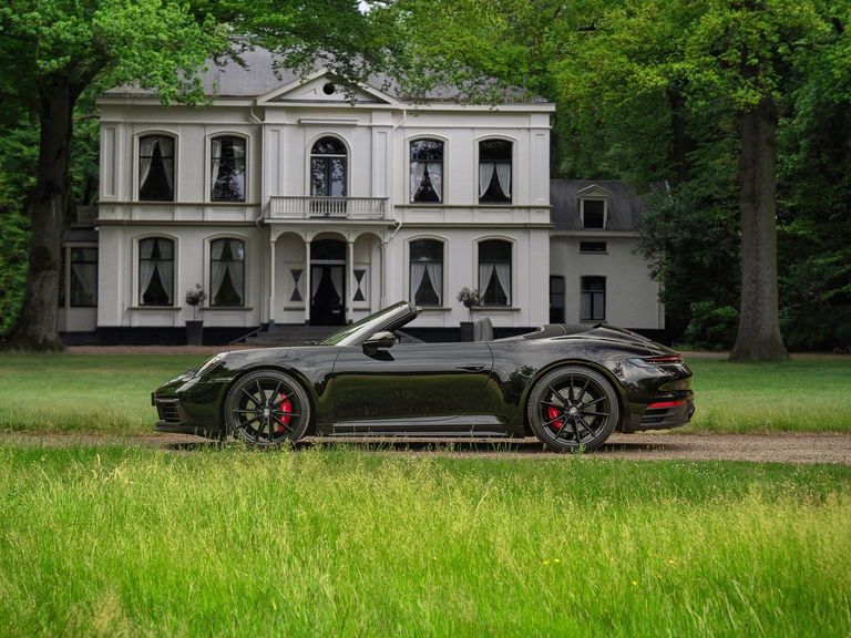 Porsche 992 Carrera 4S