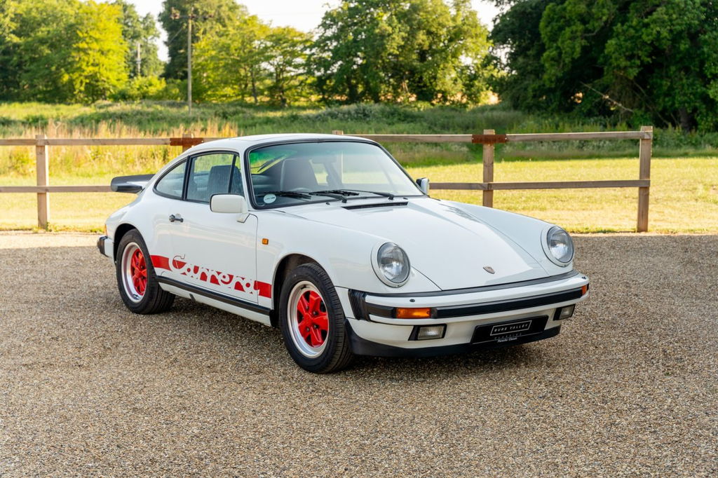 Porsche 911 Carrera 3.2