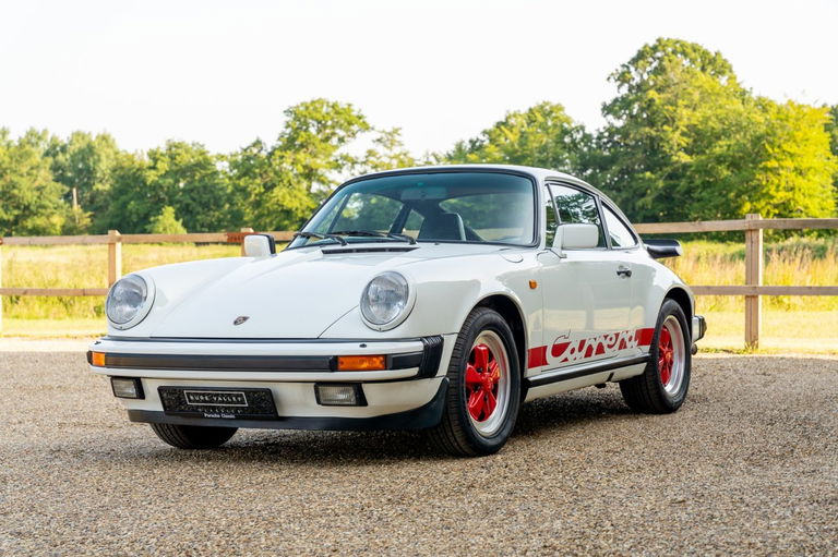 Porsche 911 Carrera 3.2