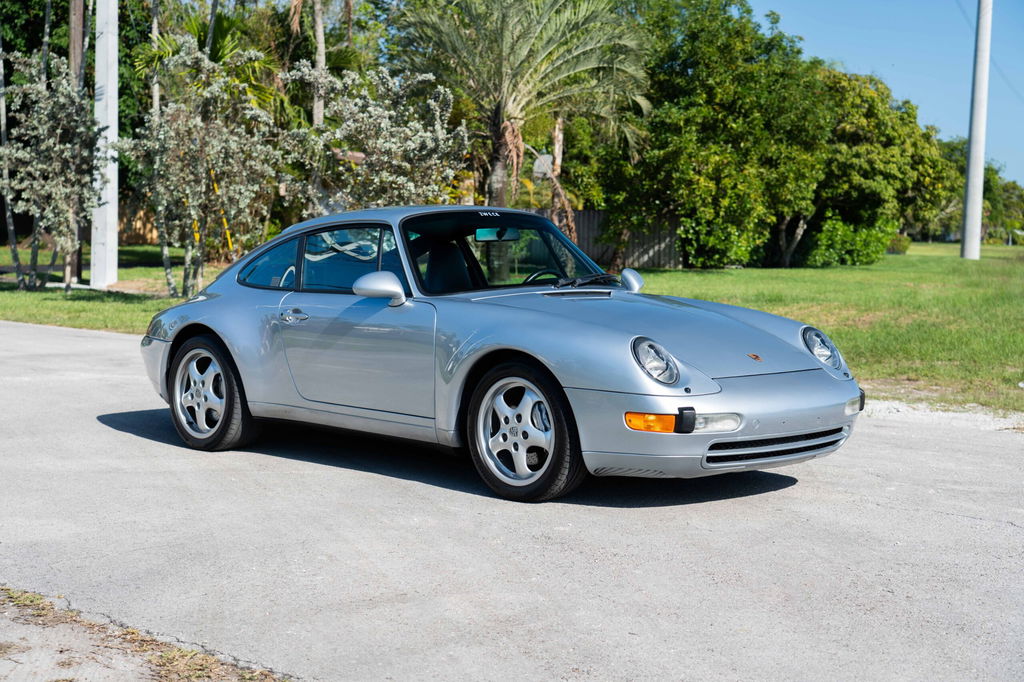 Porsche 993 Carrera 4