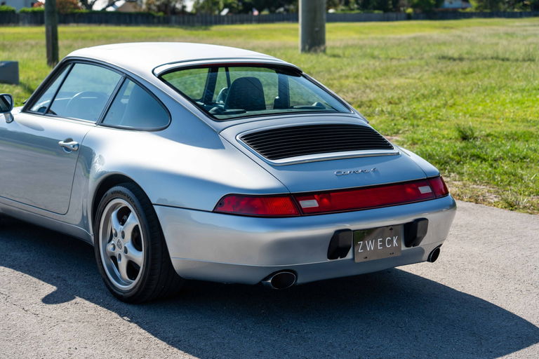 Porsche 993 Carrera 4