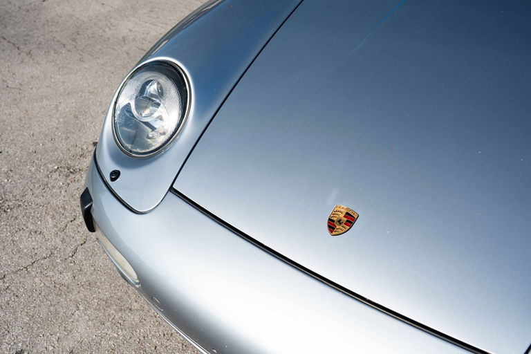 Porsche 993 Carrera 4