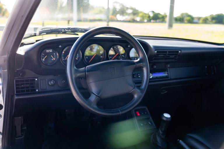 Porsche 993 Carrera 4