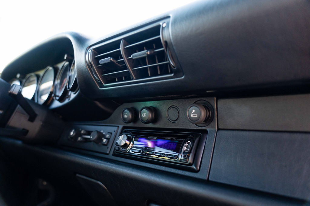 Porsche 993 Carrera 4