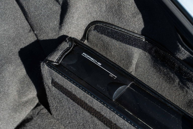 Porsche 993 Carrera 4