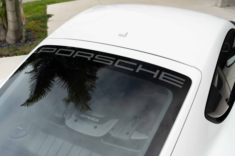 Porsche 718 Cayman GT4 RS