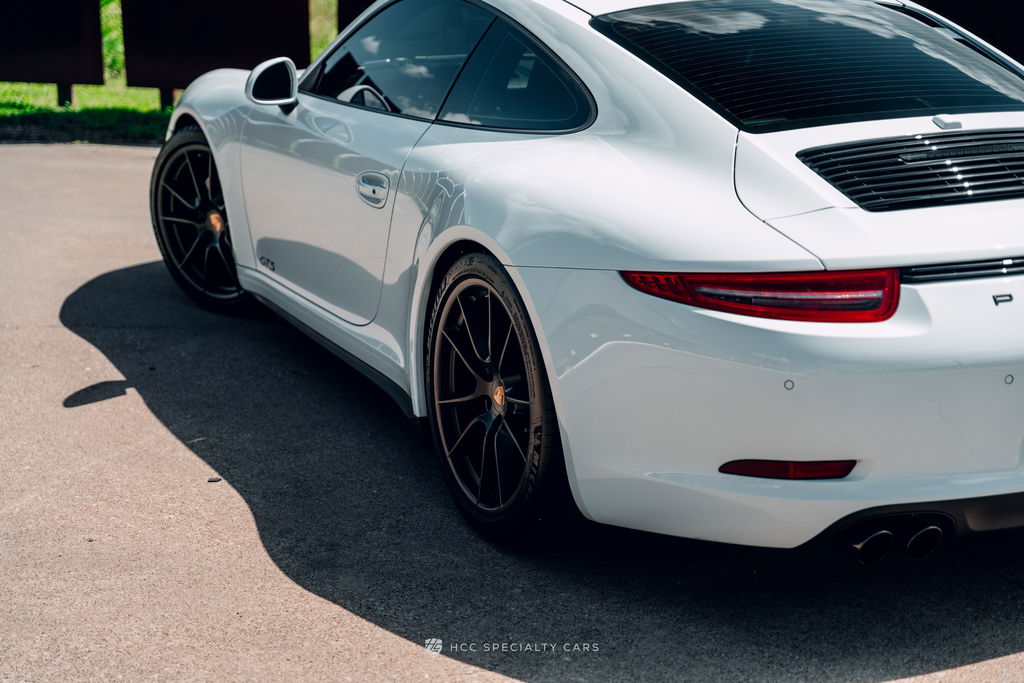 Porsche 991 Carrera GTS