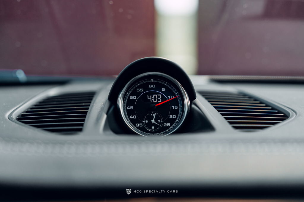 Porsche 991 Carrera GTS