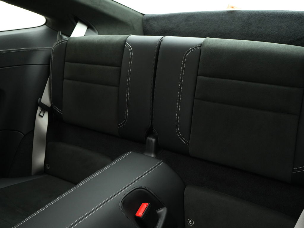 Porsche 992 Carrera 4 GTS