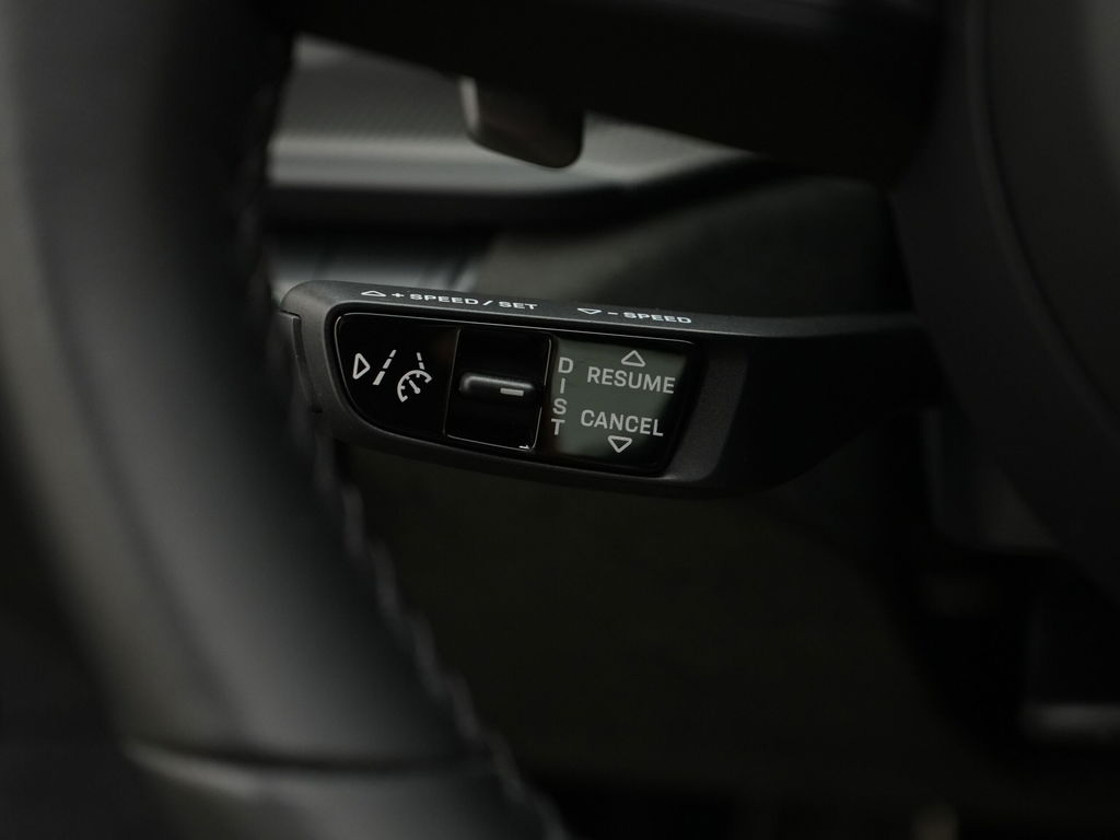 Porsche 992 Carrera 4 GTS