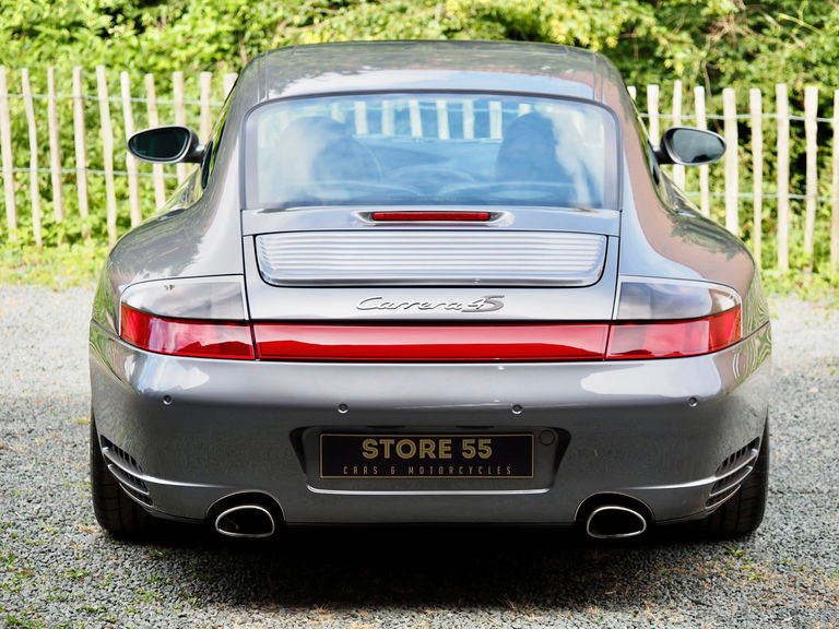 Porsche 996 Carrera 4S