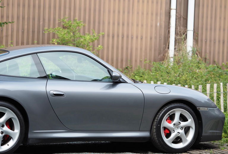 Porsche 996 Carrera 4S