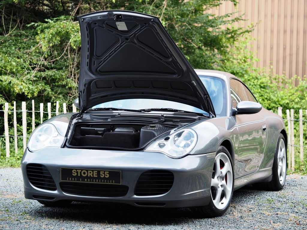 Porsche 996 Carrera 4S