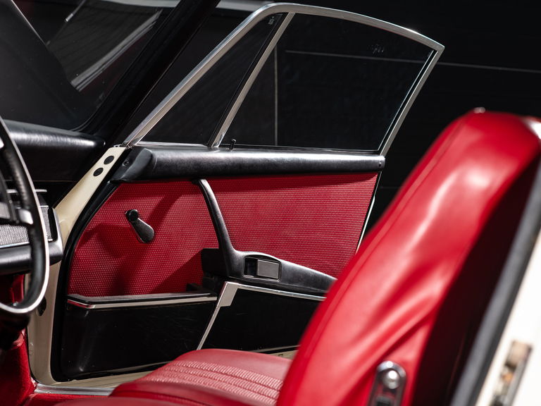 Porsche 911 S (F-Modell)