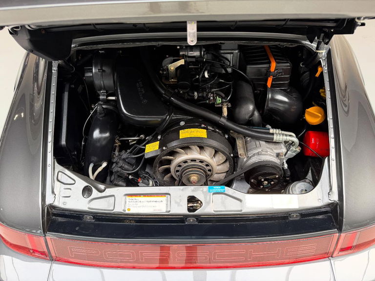 Porsche 964 Carrera 4