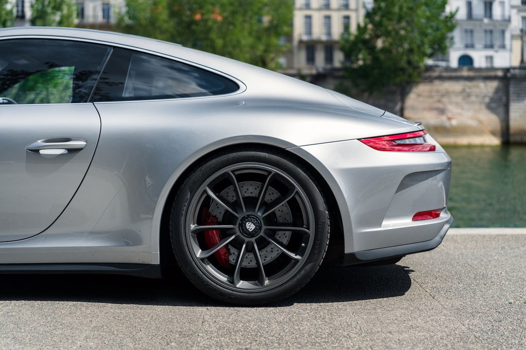 Porsche 991 GT3 Touring
