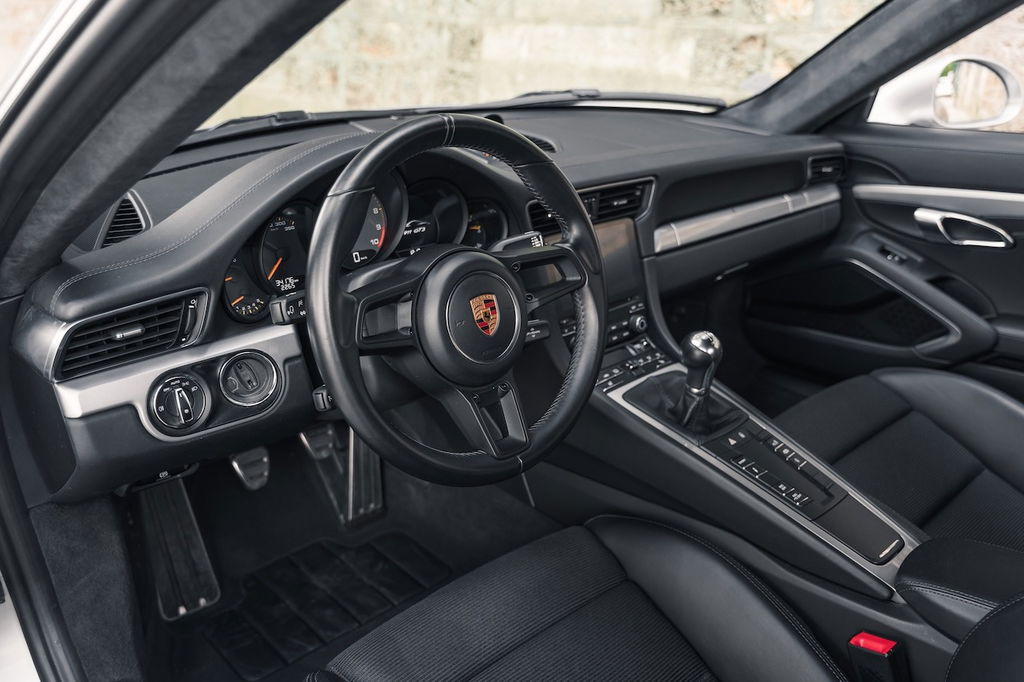 Porsche 991 GT3 Touring