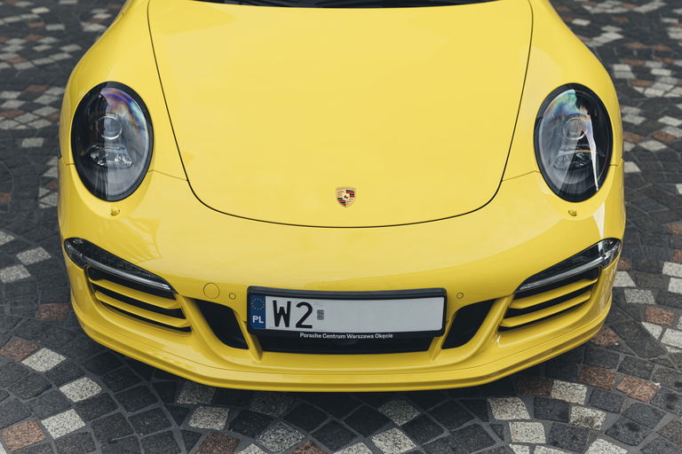 Porsche 991 Carrera 4 GTS