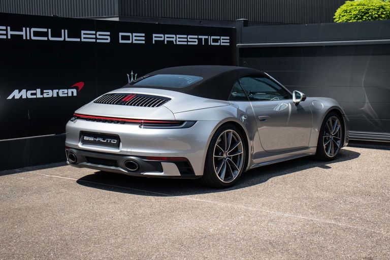 Porsche 992 Carrera 4S