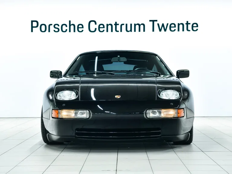 Porsche 928 S