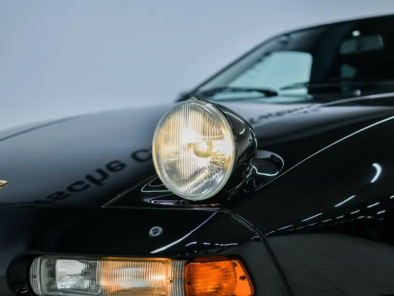 Porsche 928 S