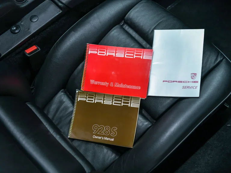 Porsche 928 S