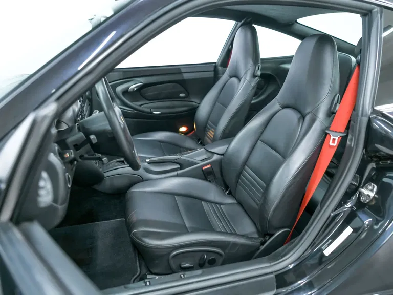 Porsche 996 Carrera 4S