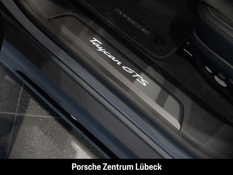 Porsche Taycan GTS