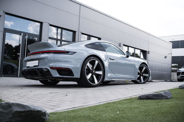 Porsche 992 Sport Classic