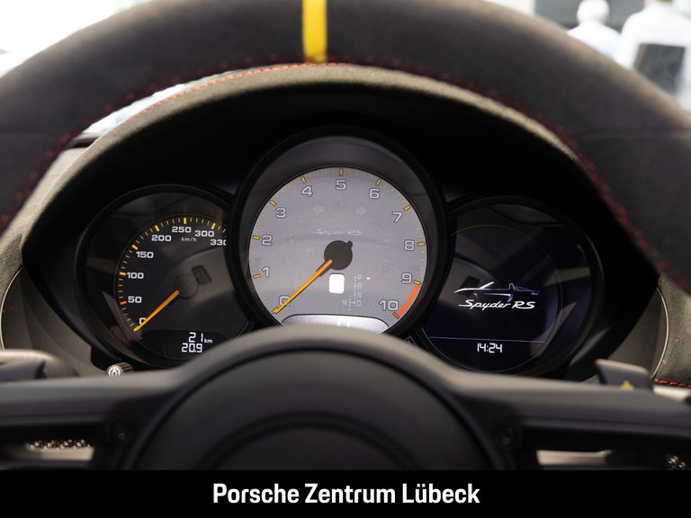 Porsche 718 Spyder RS