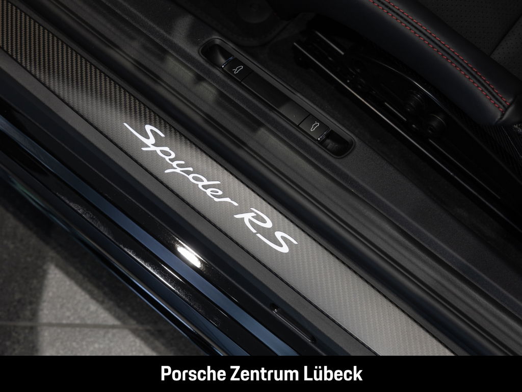 Porsche 718 Spyder RS