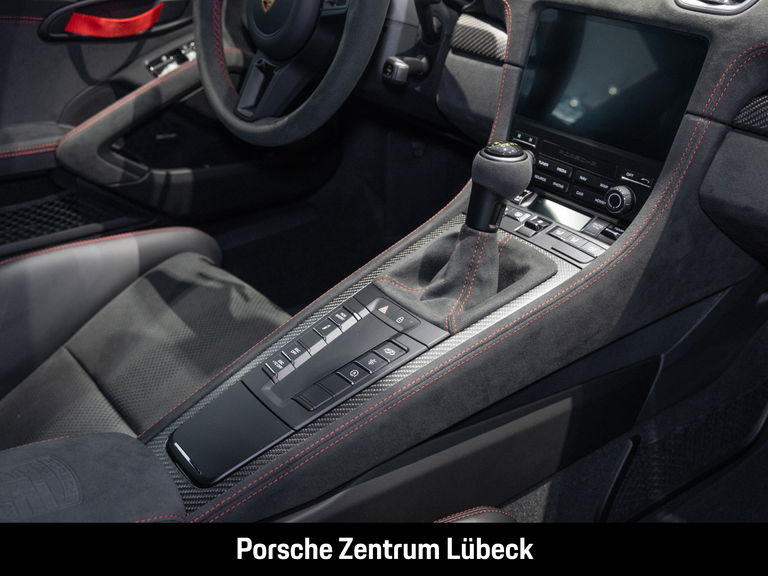 Porsche 718 Spyder RS