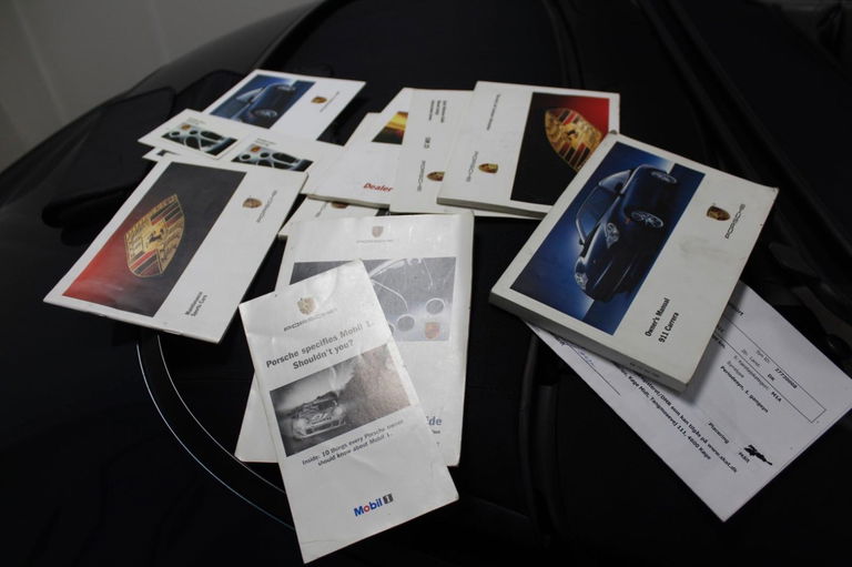 Porsche 996 Carrera 4