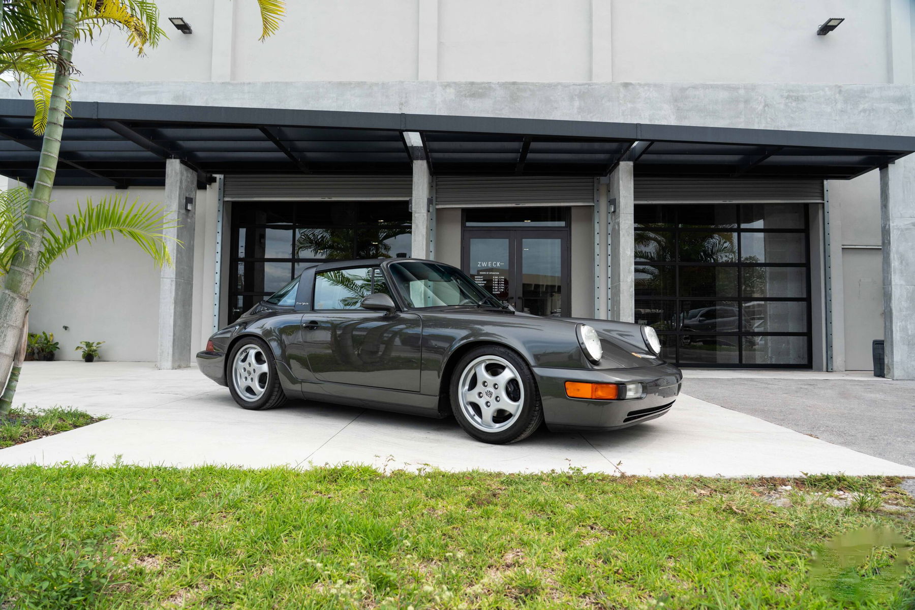 Porsche 964 Carrera 2 1994 - elferspot.com - Marketplace for
