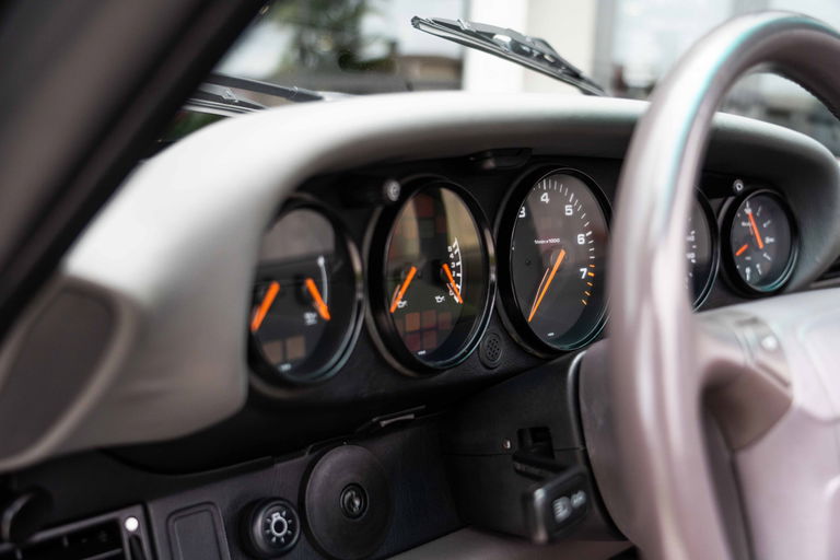 Porsche 964 Carrera 2