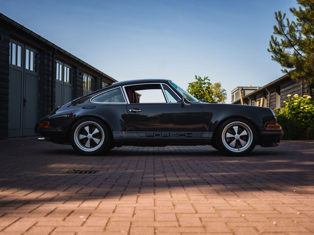 Porsche 911 Backdate