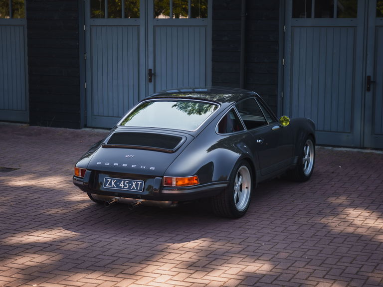 Porsche 911 Backdate