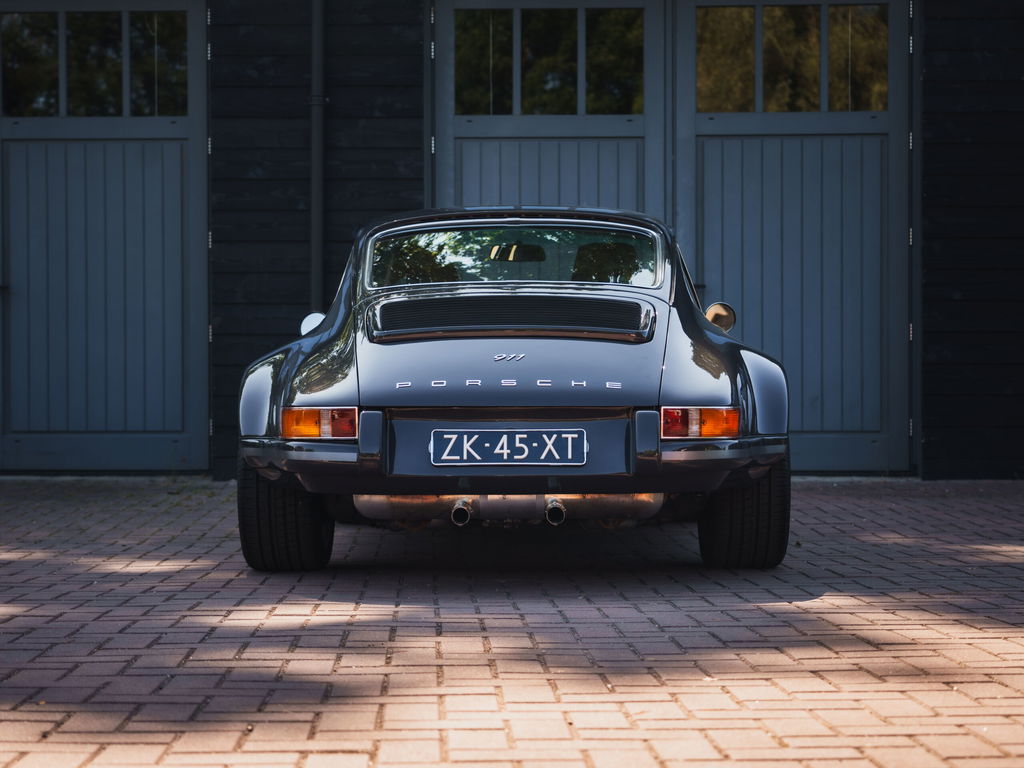 Porsche 911 Backdate