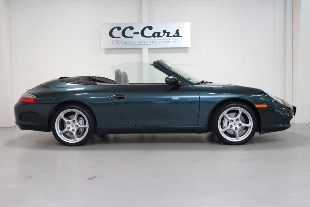 Porsche 996 Carrera 4