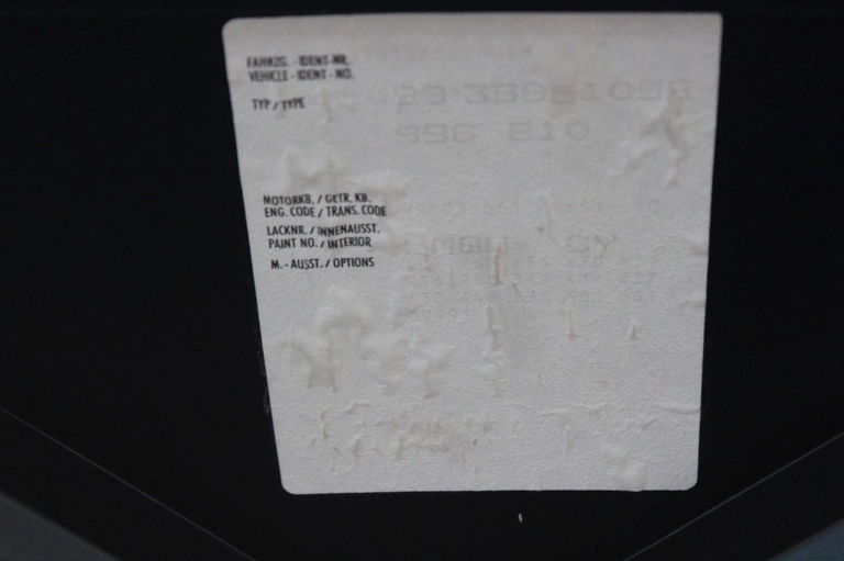 Porsche 996 Carrera 4