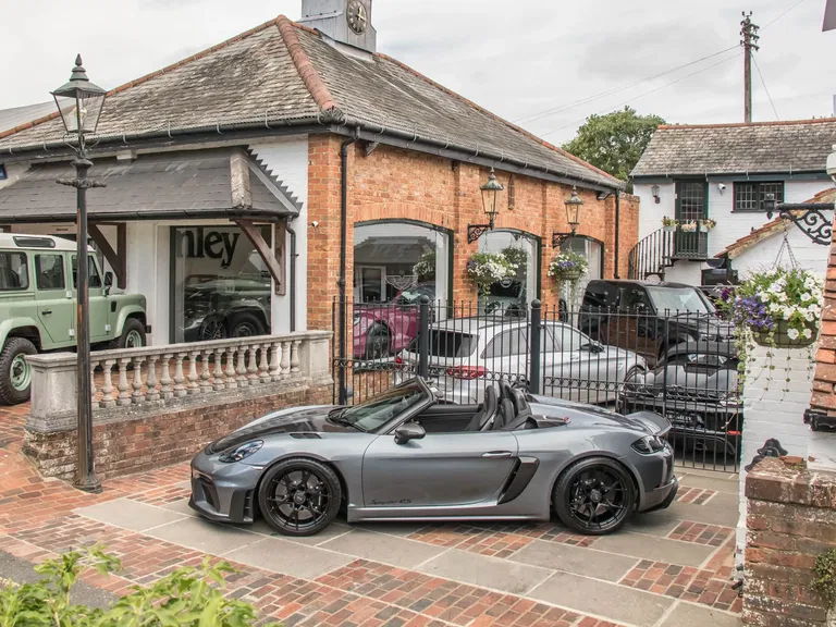 Porsche 718 Spyder RS