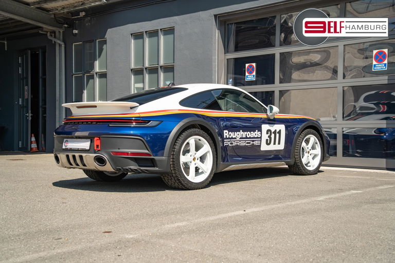 Porsche 911 Dakar