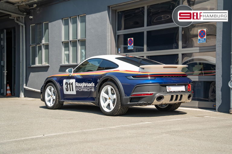 Porsche 911 Dakar