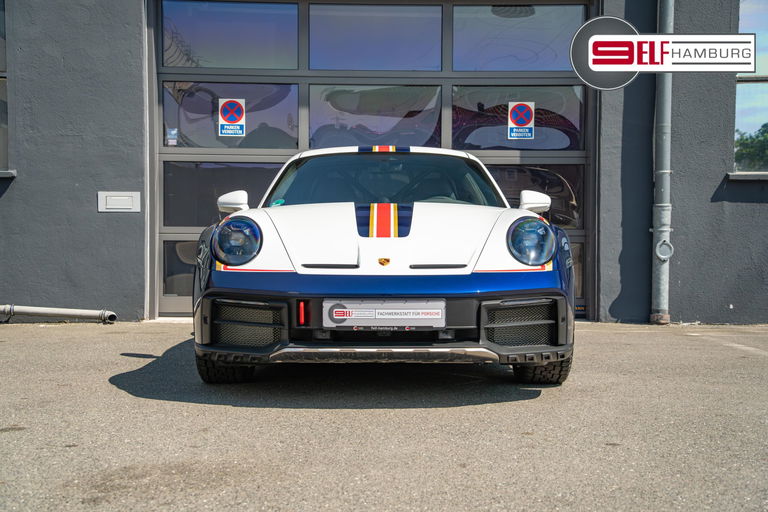 Porsche 911 Dakar