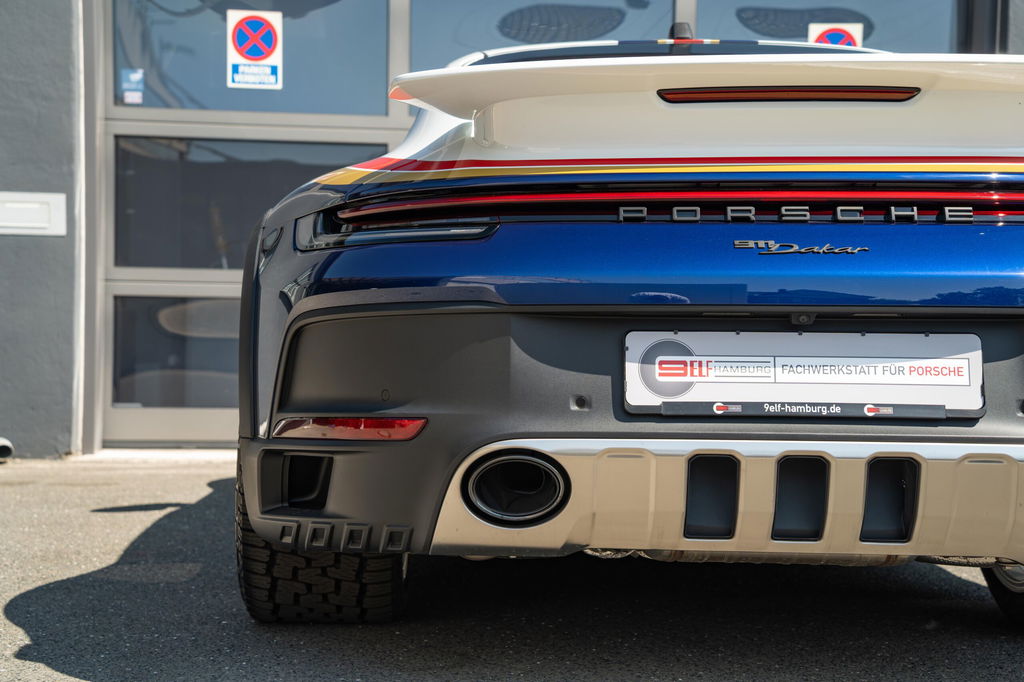 Porsche 911 Dakar
