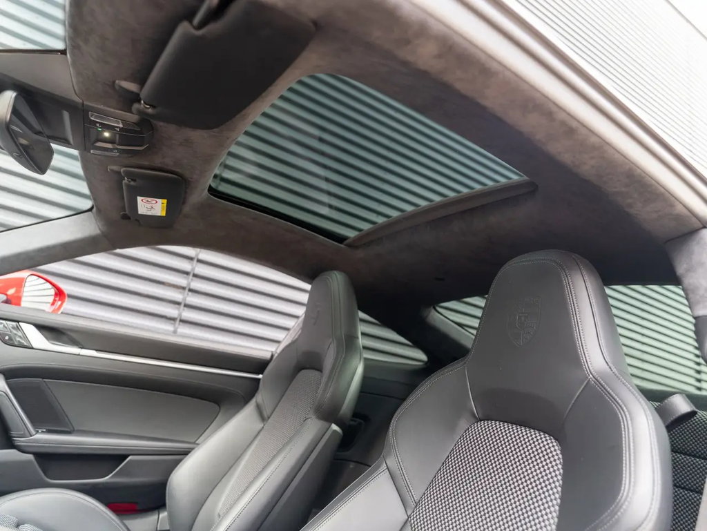 Porsche 992 Carrera S