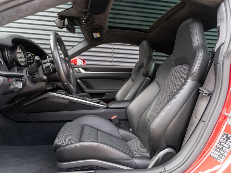 Porsche 992 Carrera S